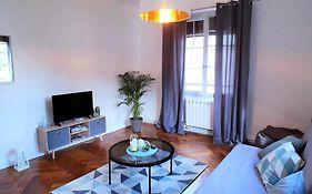 Au 36, Les Apparts Hotel Joigny